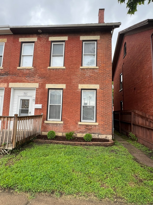 Building Photo - 933 White St