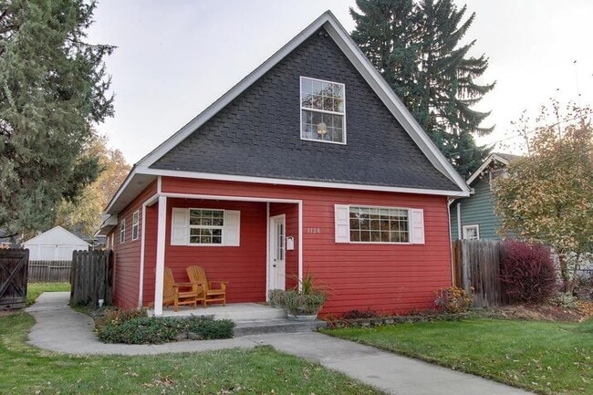 Photo - 1128 Hobson St