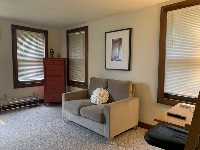 Living room - 505 S Rogers St Townhome