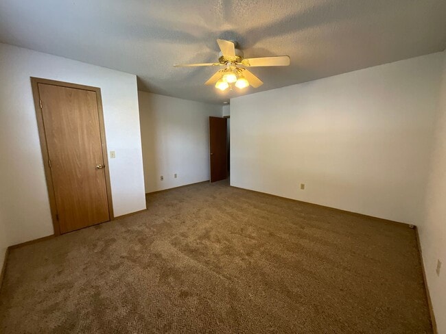 Photo - Newly Renovated Duplex Coming Soon – Fresh Updates & Modern Upgrades located in Fayetteville AR! ...