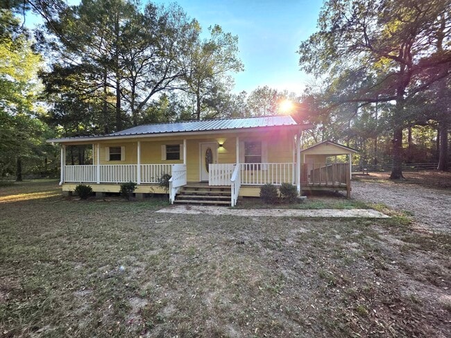 12105 Old County Rd