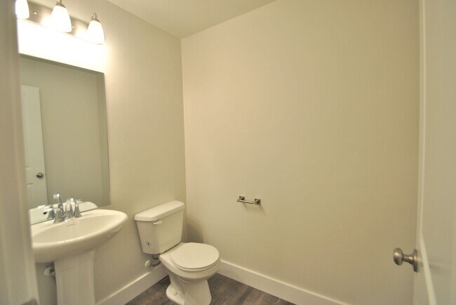 Photo - 2049 N 380 E