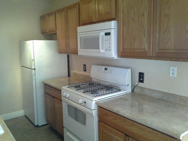 Photo - 3540 Villa Knolls N Dr