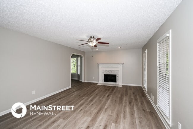 Photo - 12 Stratford Dr