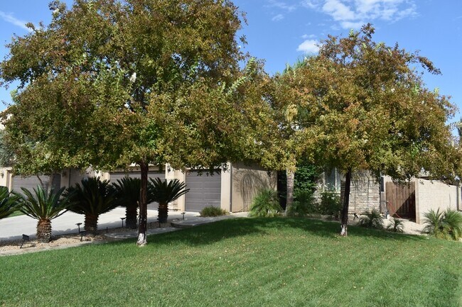 Photo - 6760 W Kadota Ave