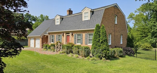 Photo - 1205 Mt Pleasant Dr