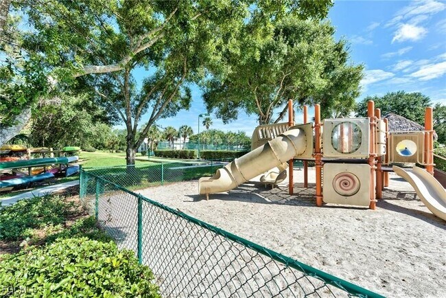 Photo - 8850 Creek Run Dr