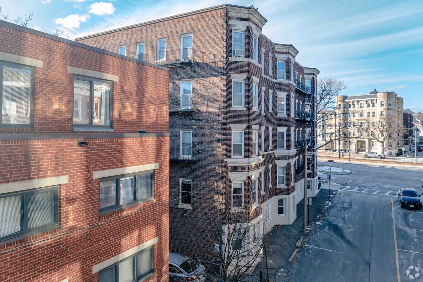 Fotografía del edificio - 1330 Commonwealth Ave