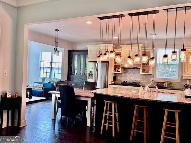 Photo - 303 Evesham Ave