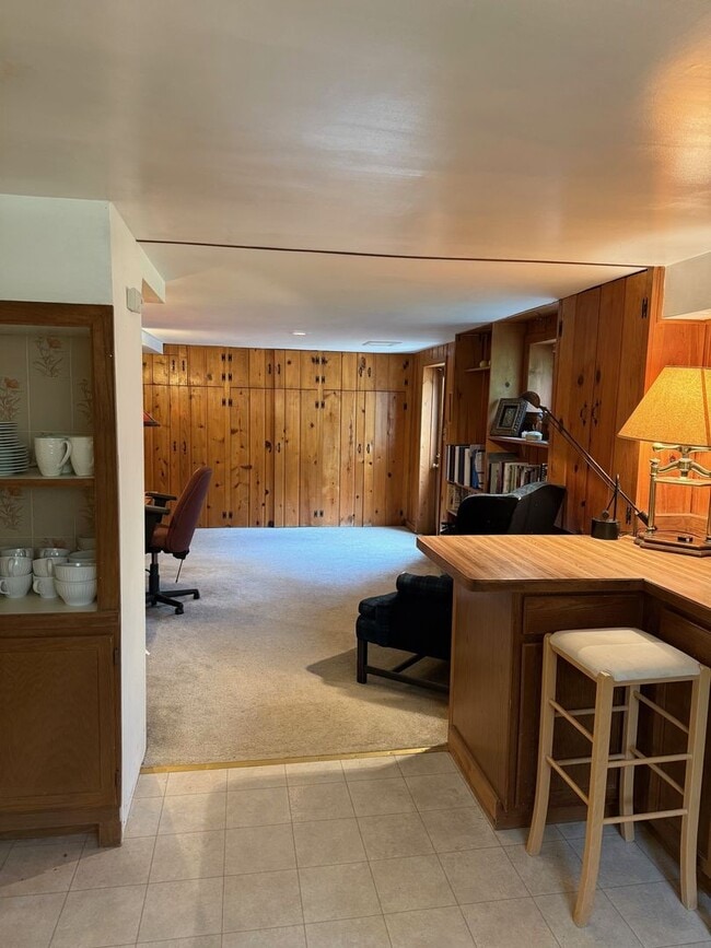 Photo - Quiet 1-Bedroom Garden-Level Apartment near CU