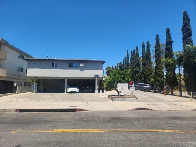 Photo - 14301 Addison St House
