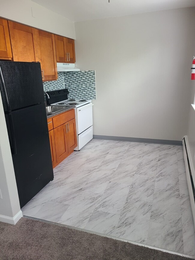 Royal Park Apartments