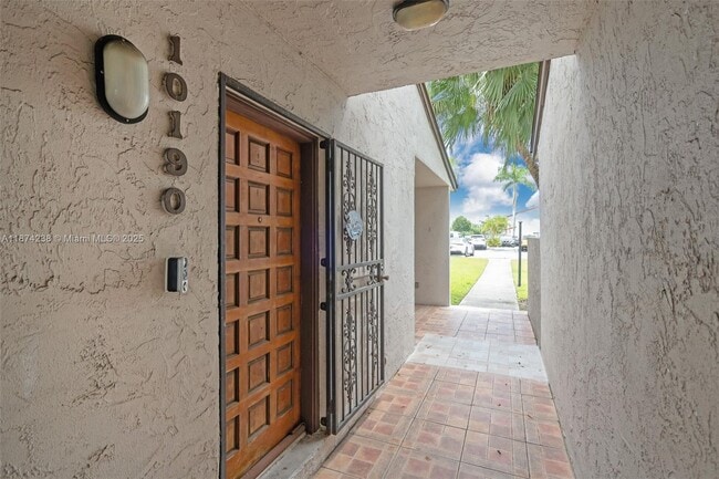 Photo - 10190 NW 41st St