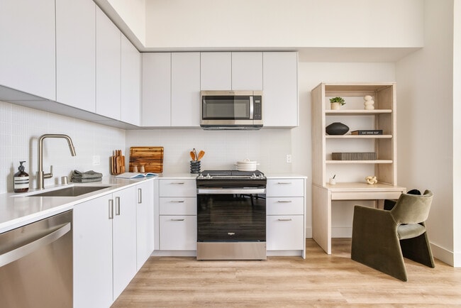 One Bedroom Kitchen