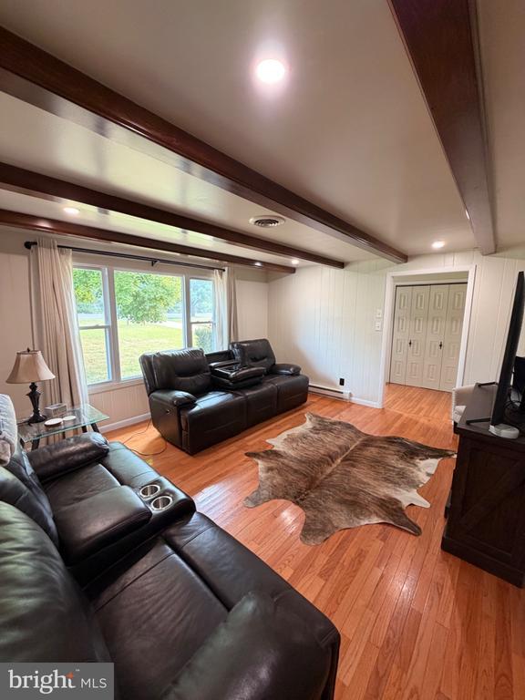Photo - 1579 Millner Rd