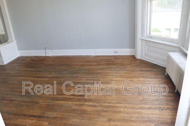 130 5th Ave Unit 2F