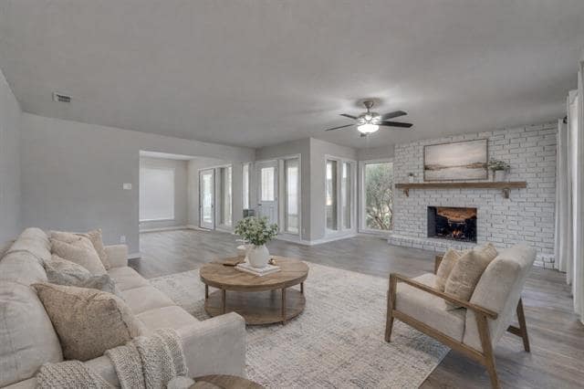 Photo - 407 Kenway St