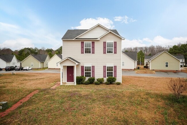 Photo - Move In Ready Lillington Home!