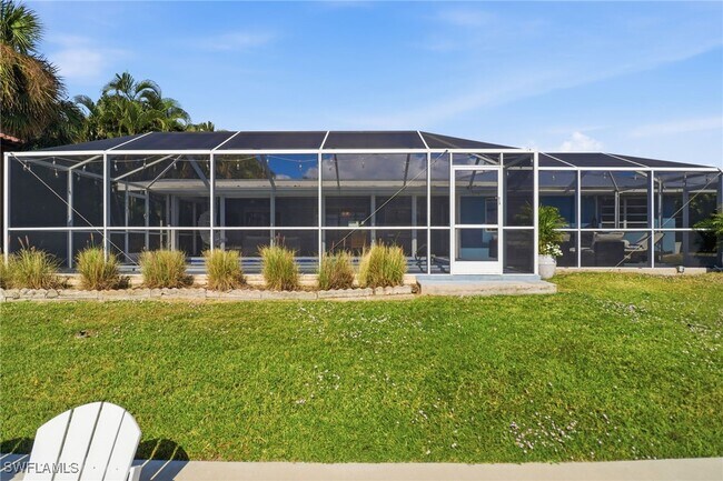 Photo - 2211 Bayview Rd