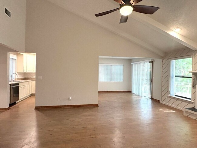 Photo - Beautiful 3 Bedroom Ormond Beach Townhome in The Trails!