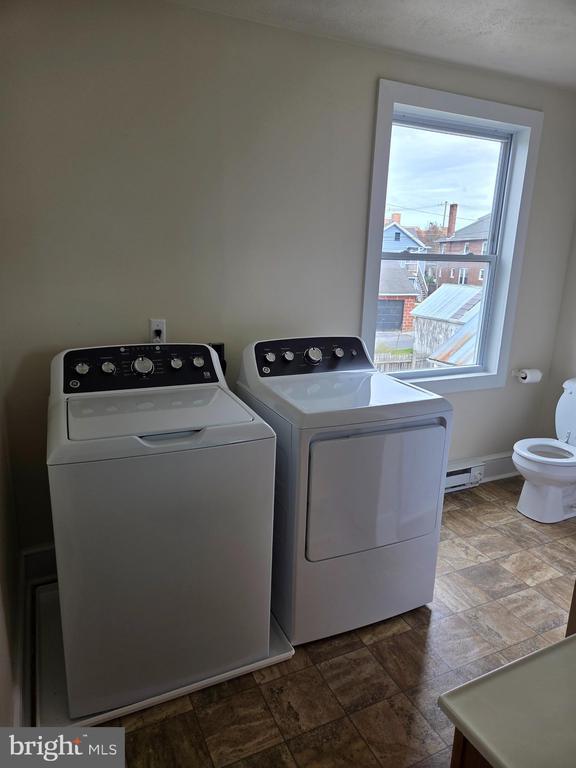 Photo - 729 E Washington St