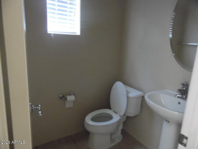 Photo - 8472 W Lewis Ave