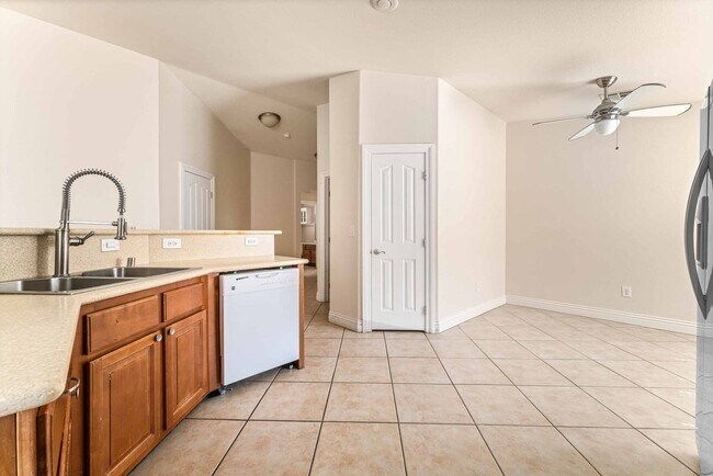 Photo - Gated Aliante Gem: Spacious Retreat!