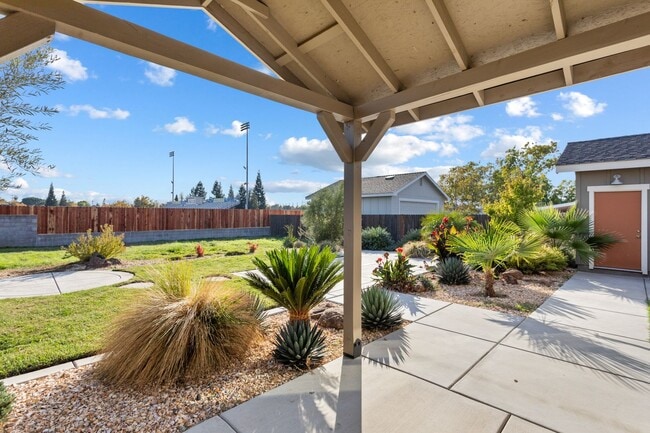 Photo - 12811283 Unit 12839th