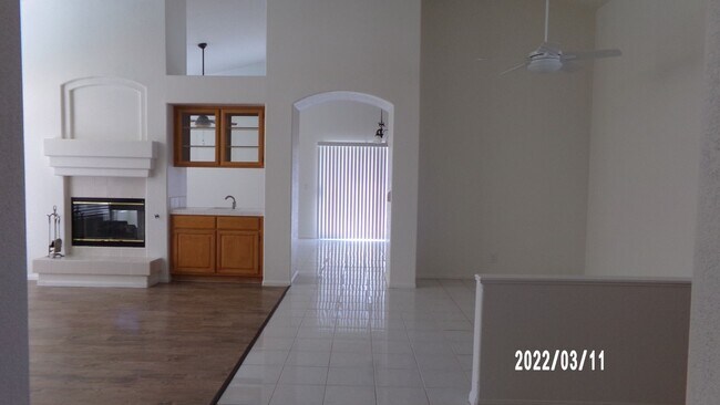 252 Paseo Del Lago Cir