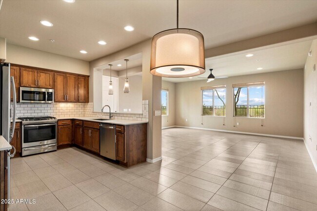 Photo - 17850 N 68th St Unit 1154