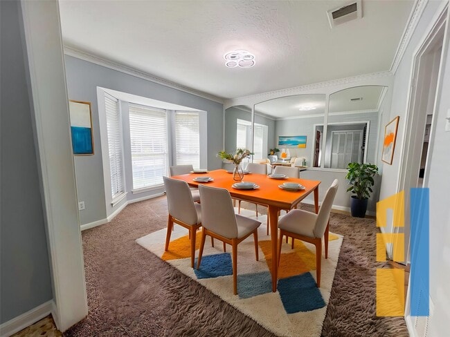 Photo - 9206 Sharpview Dr