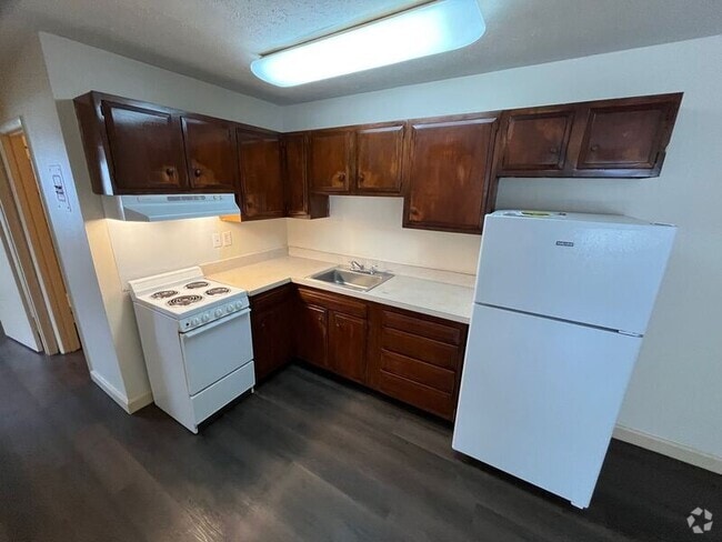 Building Photo - 2100 St Johns Pl Unit 2111 Rental