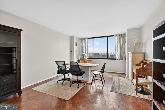 Photo - 2700 Virginia Ave NW Unidad 1208