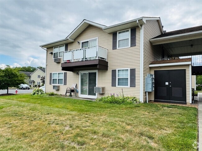 Building Photo - 100 Hillside Dr Unit D6 Rental