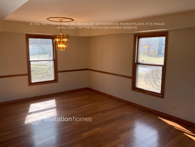 Photo - 1445 Woodscreek Cir