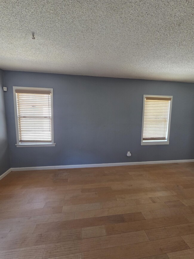 Photo - 3166 Winslow Rd