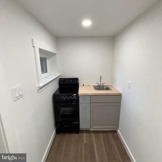 Building Photo - 2317 Callow Ave Unit B