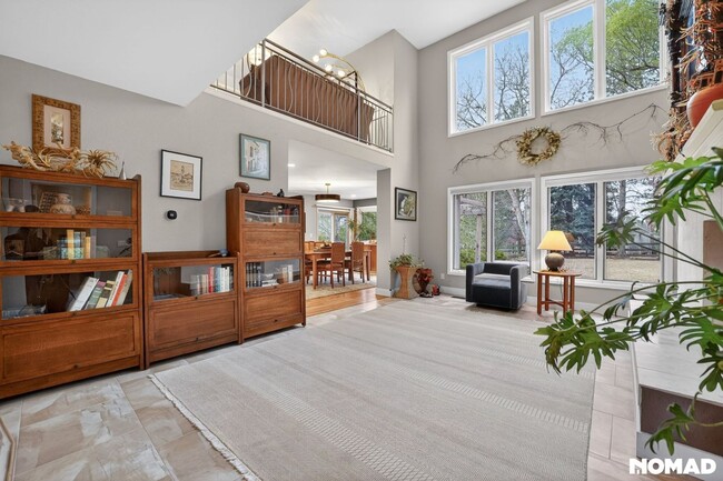 Photo - 8433 Sawtooth Ln