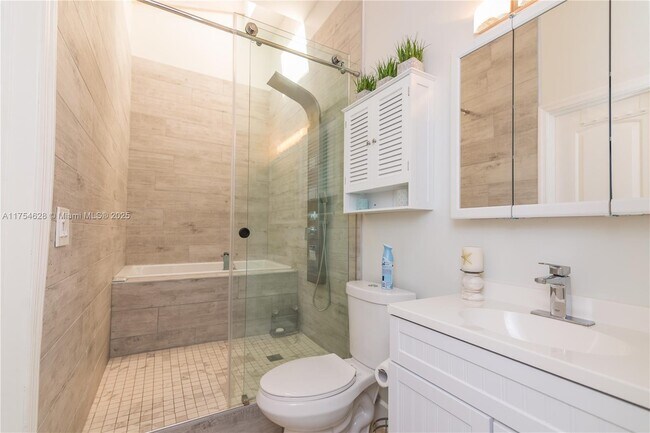 Photo - 367 Leslie Dr