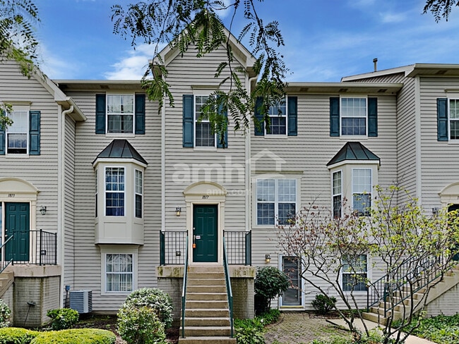 Building Photo - 1817 Grandview Pl Rental