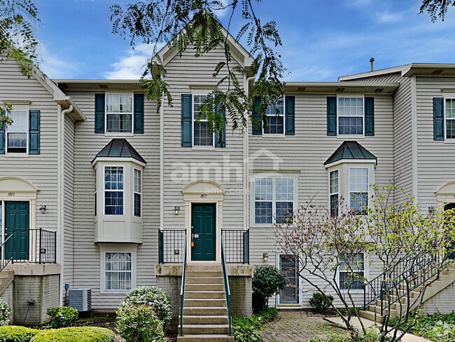 Building Photo - 1817 Grandview Pl Rental