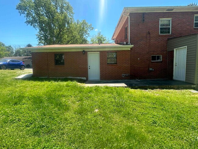 Photo - 2265 Crutchfield Ln Unit 3