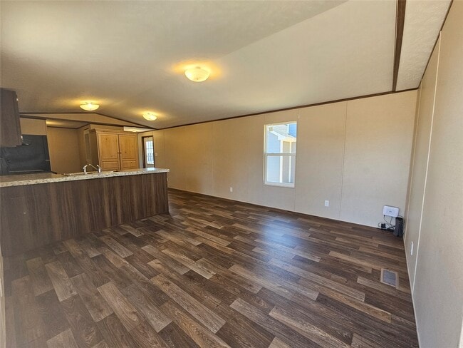 Photo - 16299 Crockett Martin Ests Dr