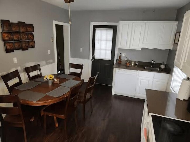 Photo - 663 Hevey St Unidad 1st Floor