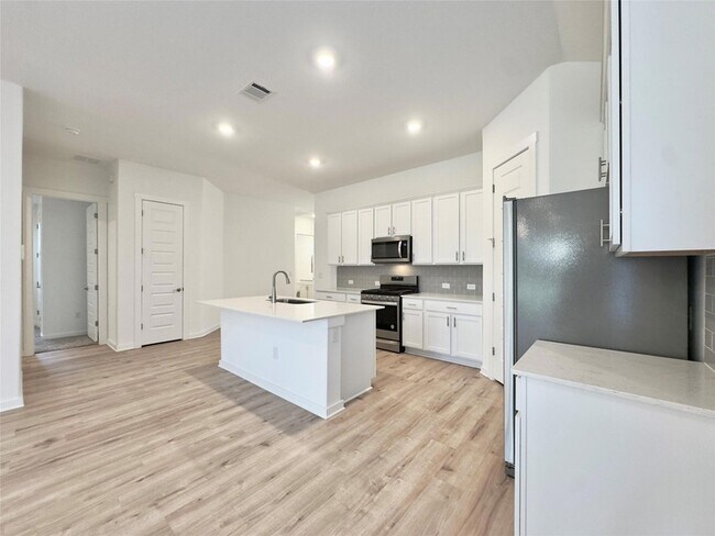 Photo - 2109 Gabriels Horn Rd