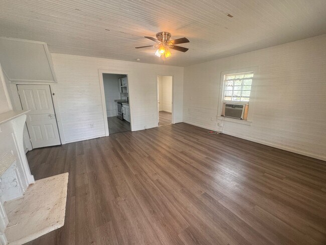 Photo - 10 Spring St Unit 10B