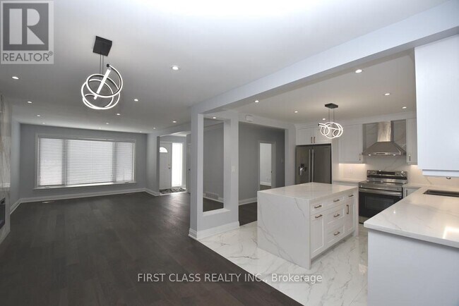 Photo - 113 Holcolm Rd