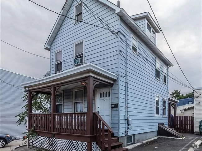 Building Photo - 325 Pershing Ave Rental
