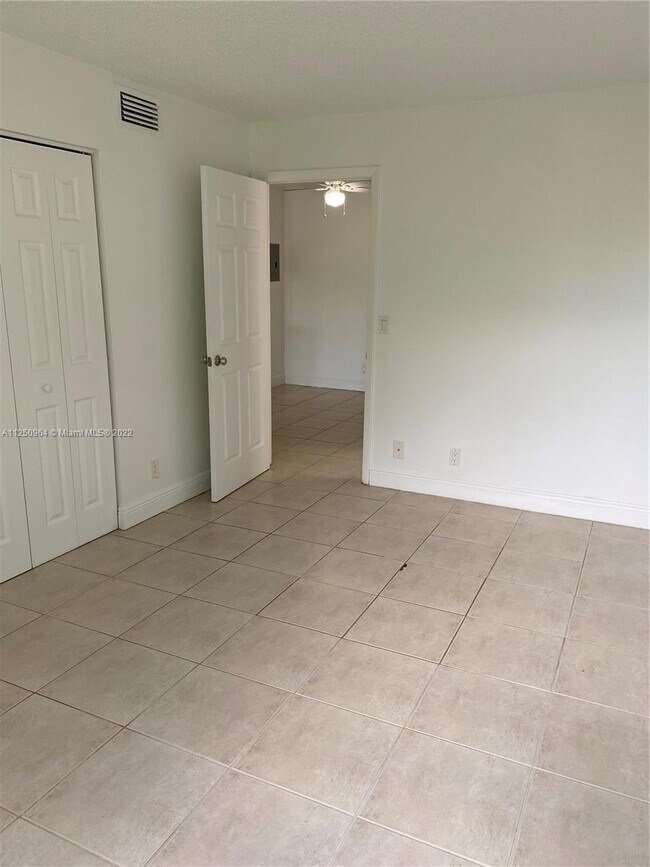 Photo - 10717 Cleary Blvd Unit 204