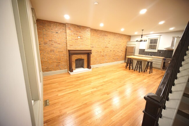 open livingroom - 1295 Kutchins Pl Townhome